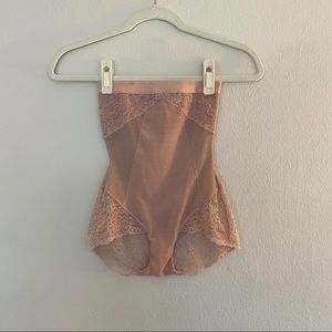 Firm control shapewear